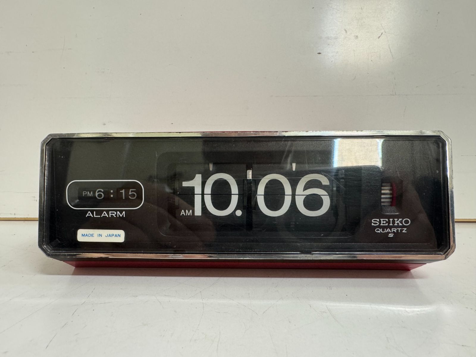 レトロ】SEIKO QN 401T パタパタ時計 - メルカリ