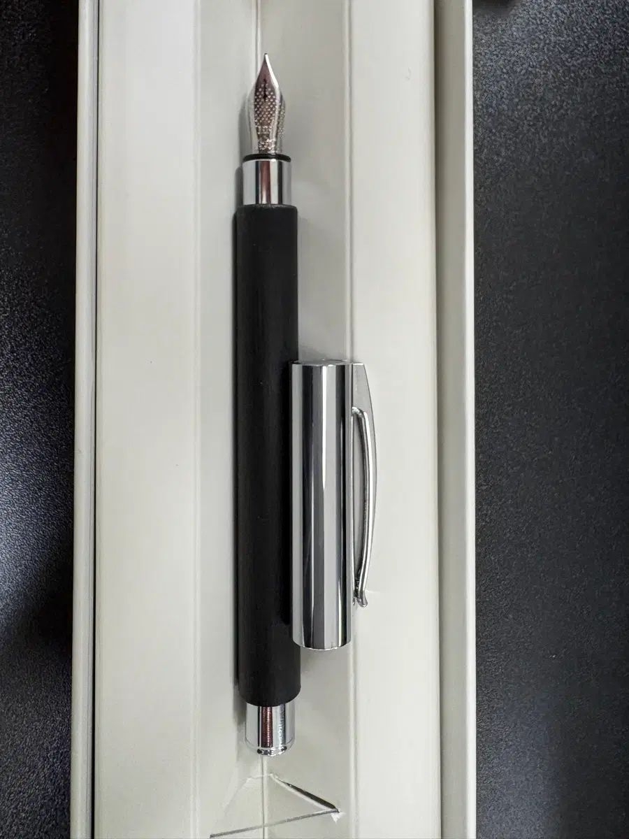 FABER-CASTELL アンビション 万年筆 出品