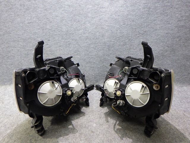 セレナ ヘッドライト 左右 HID C26 FNC26 前期 100-23097 26060-1VA5A