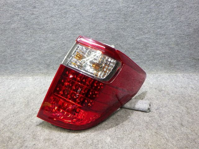 20系　アルファード　右テール　ANH　GGH　20/25　後期　81551-58070　クリアタイプ　LED球切れ無し　260520043