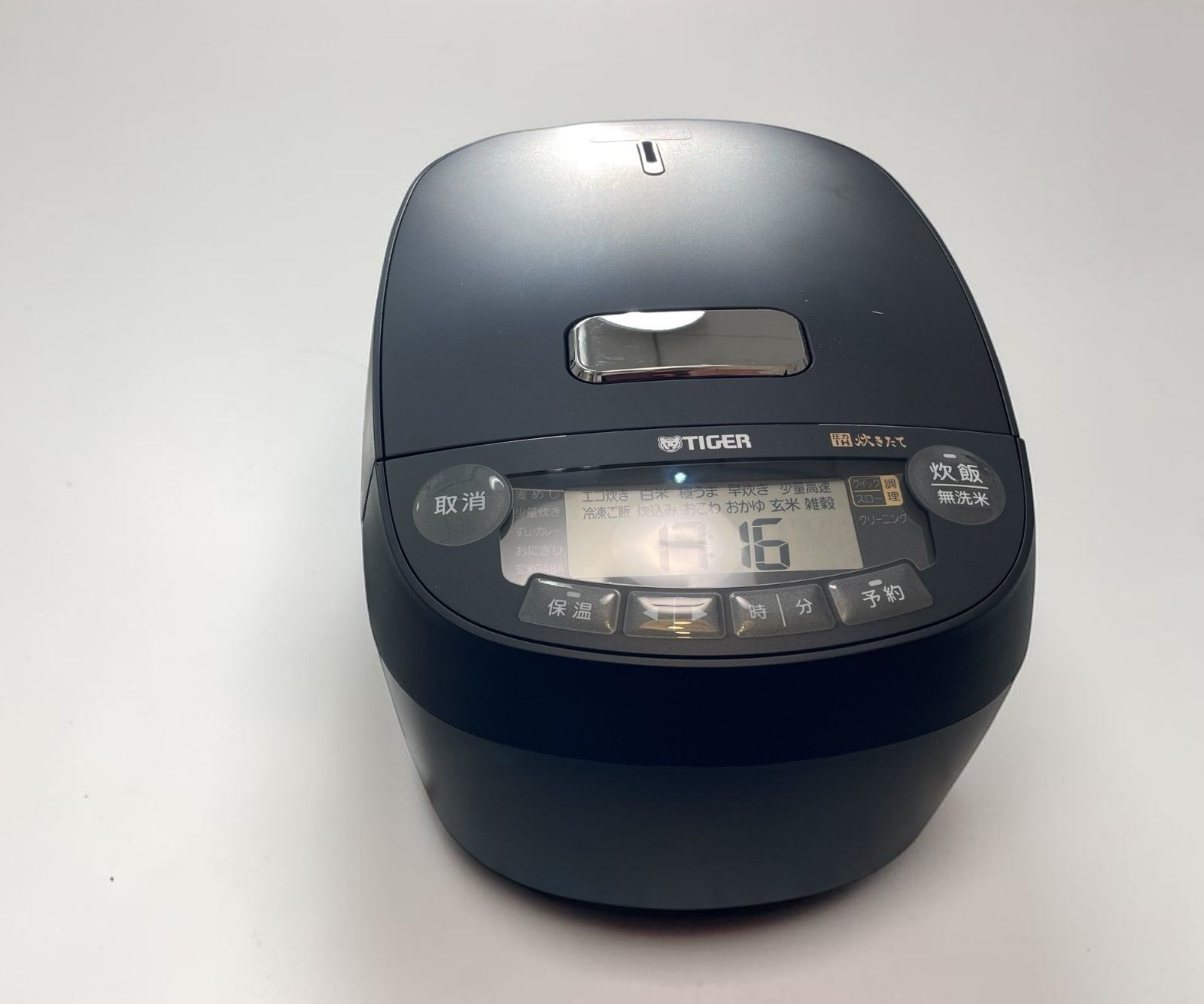 極美品　タイガー　圧力IH炊飯器　5.5合　JPV-X100 2026年製