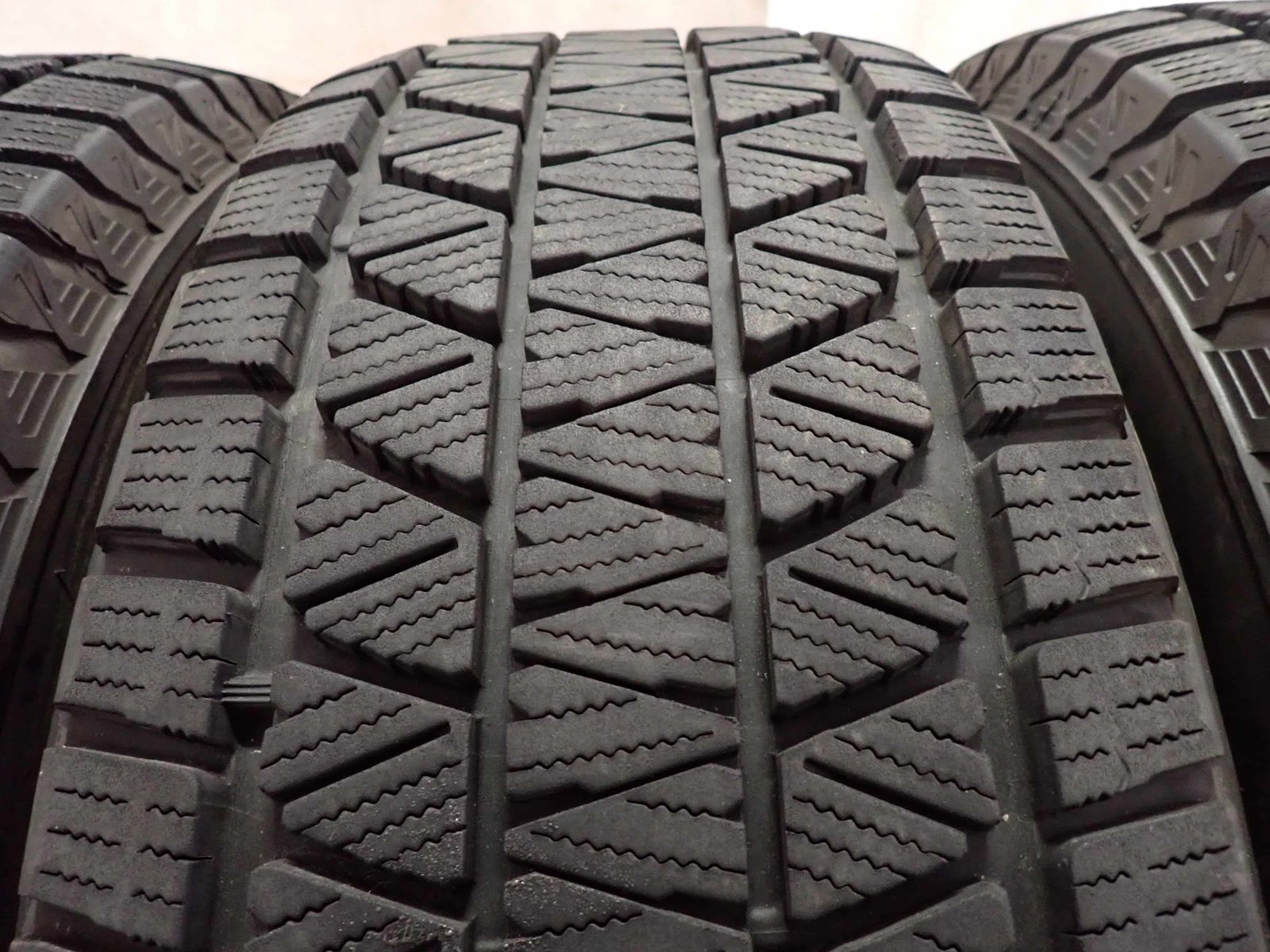 冬4本SET 会社宛 送料無料 265/65R17 112Q ブリヂストン ブリザック DM