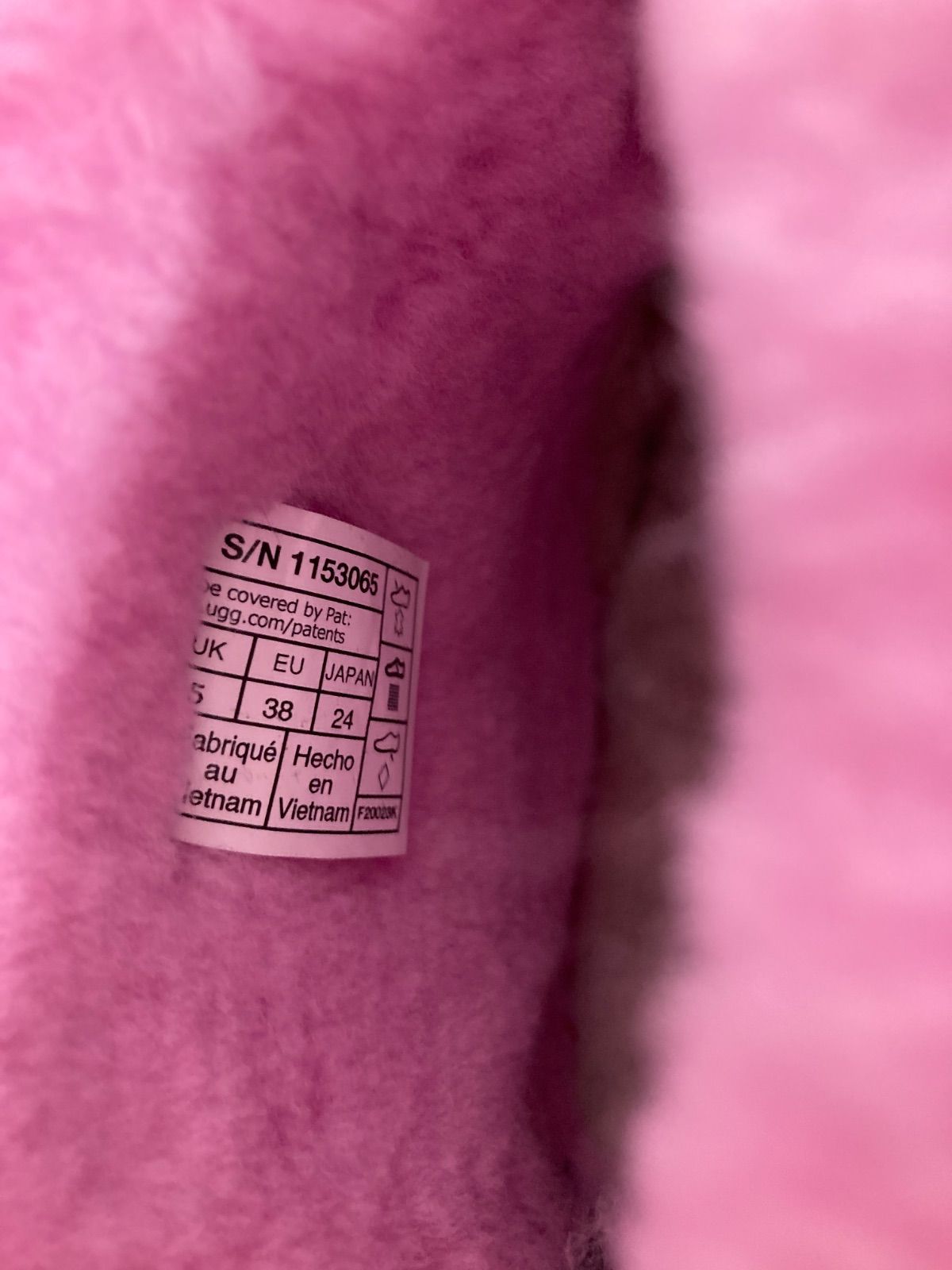 UGG アグ クラシック プラットフォーム ポップ スケッチ Classic