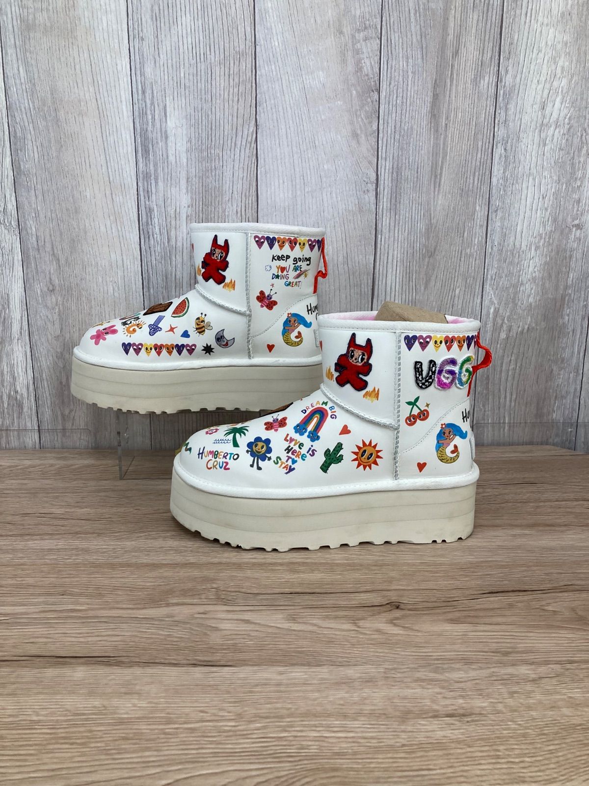 UGG アグ クラシック プラットフォーム ポップ スケッチ Classic