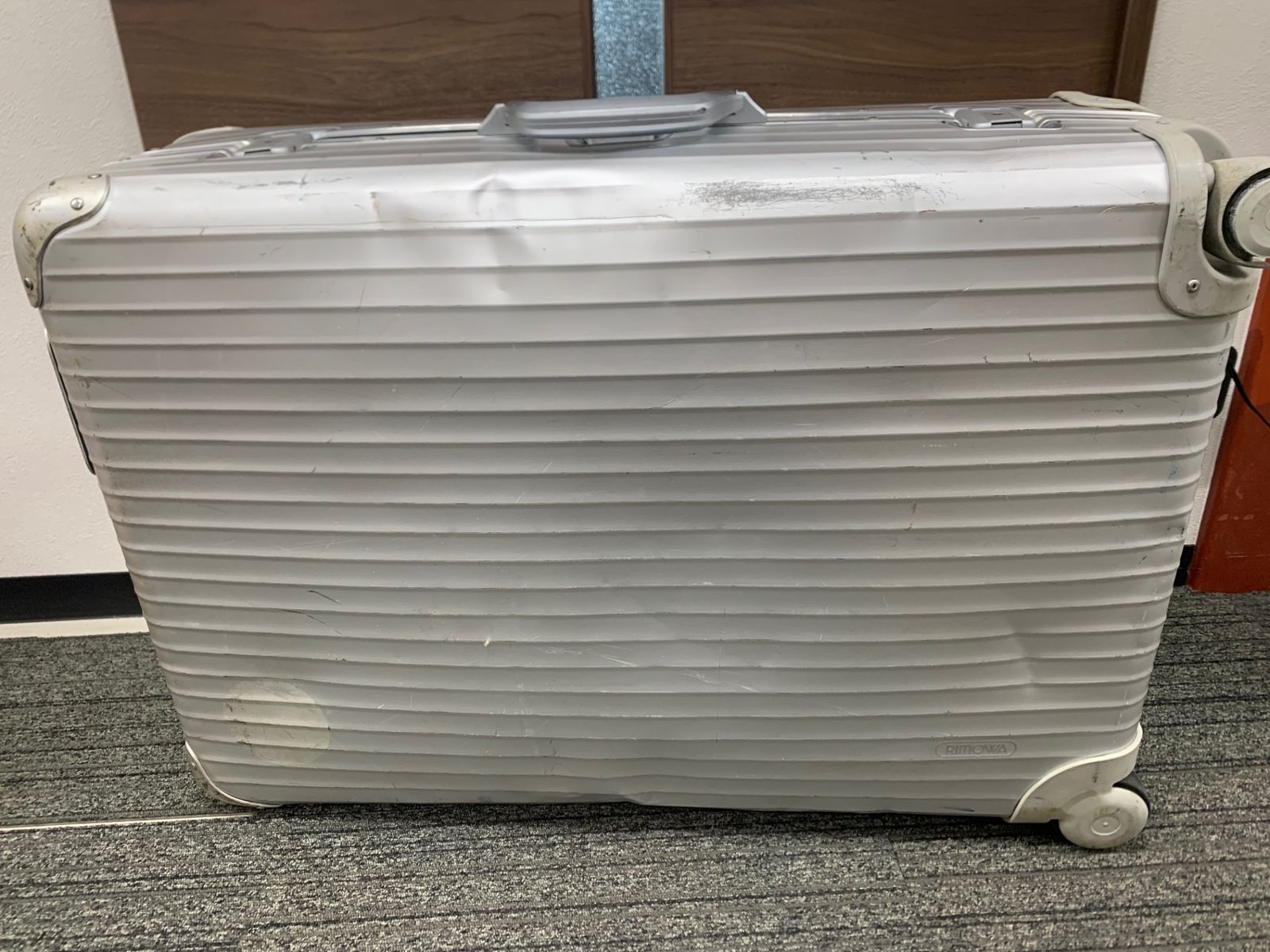 ジャンク☆ RIMOWA リモワ アルミスーツケース キャリーケース 4輪 鍵
