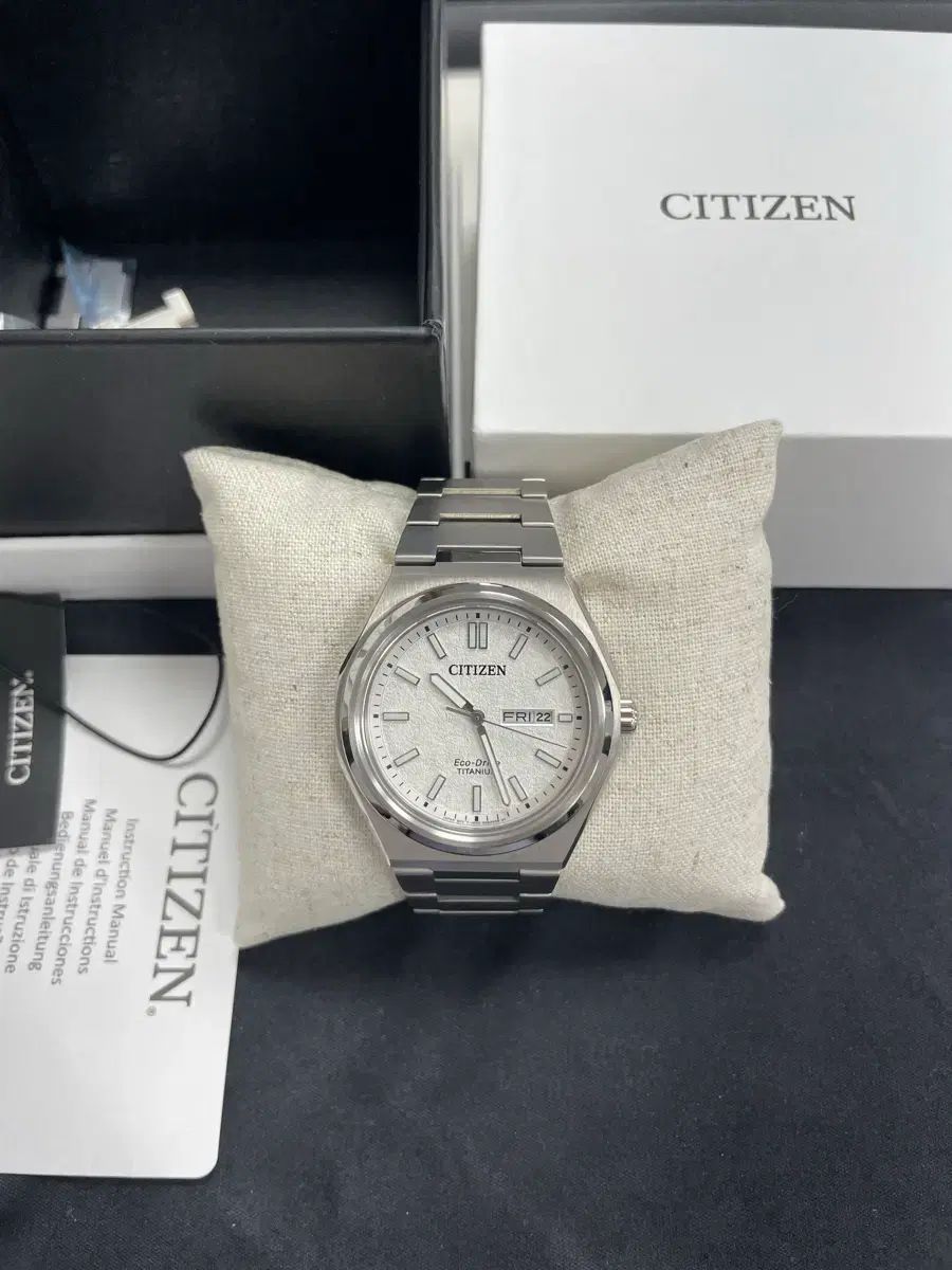 CITIZEN 젠신 Eco-Drive チタン メタル 時計