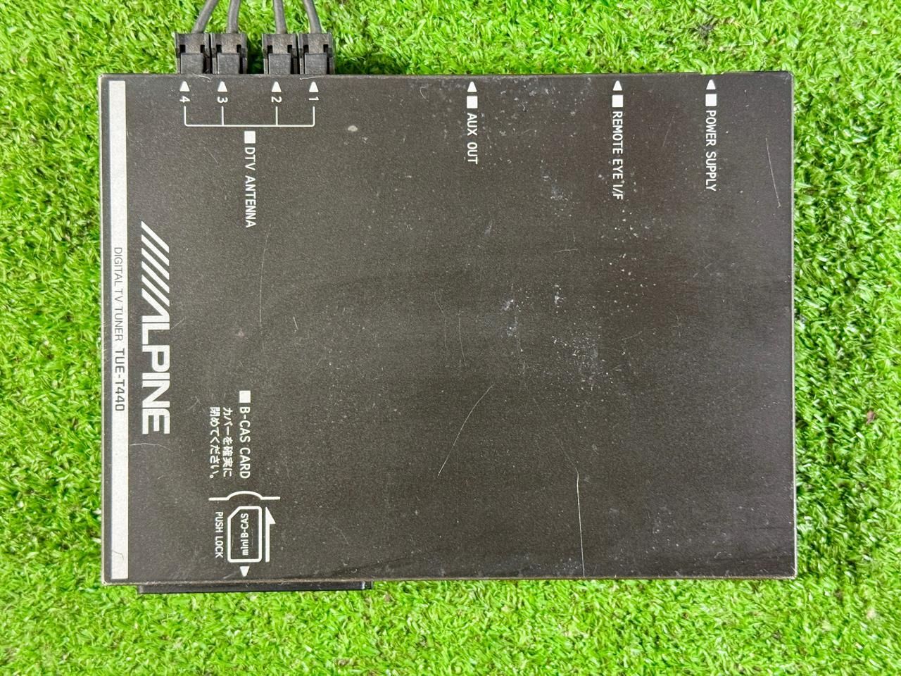 ZT-8682] ALPINE アルパイン 地デジチューナー B-CASカード入り TUE