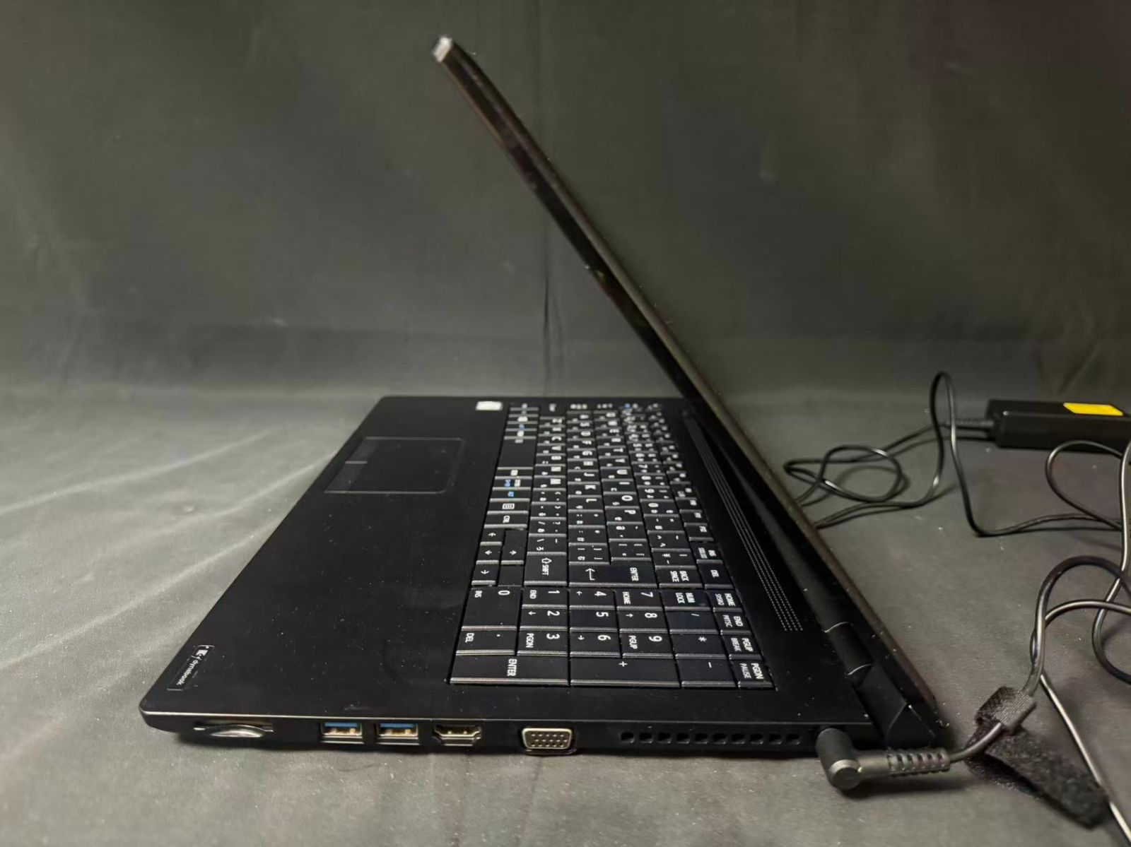 TOSHIBA dynabook B55/J Core i5-7200U/メモリ16GB/SSD512GB/Windows11