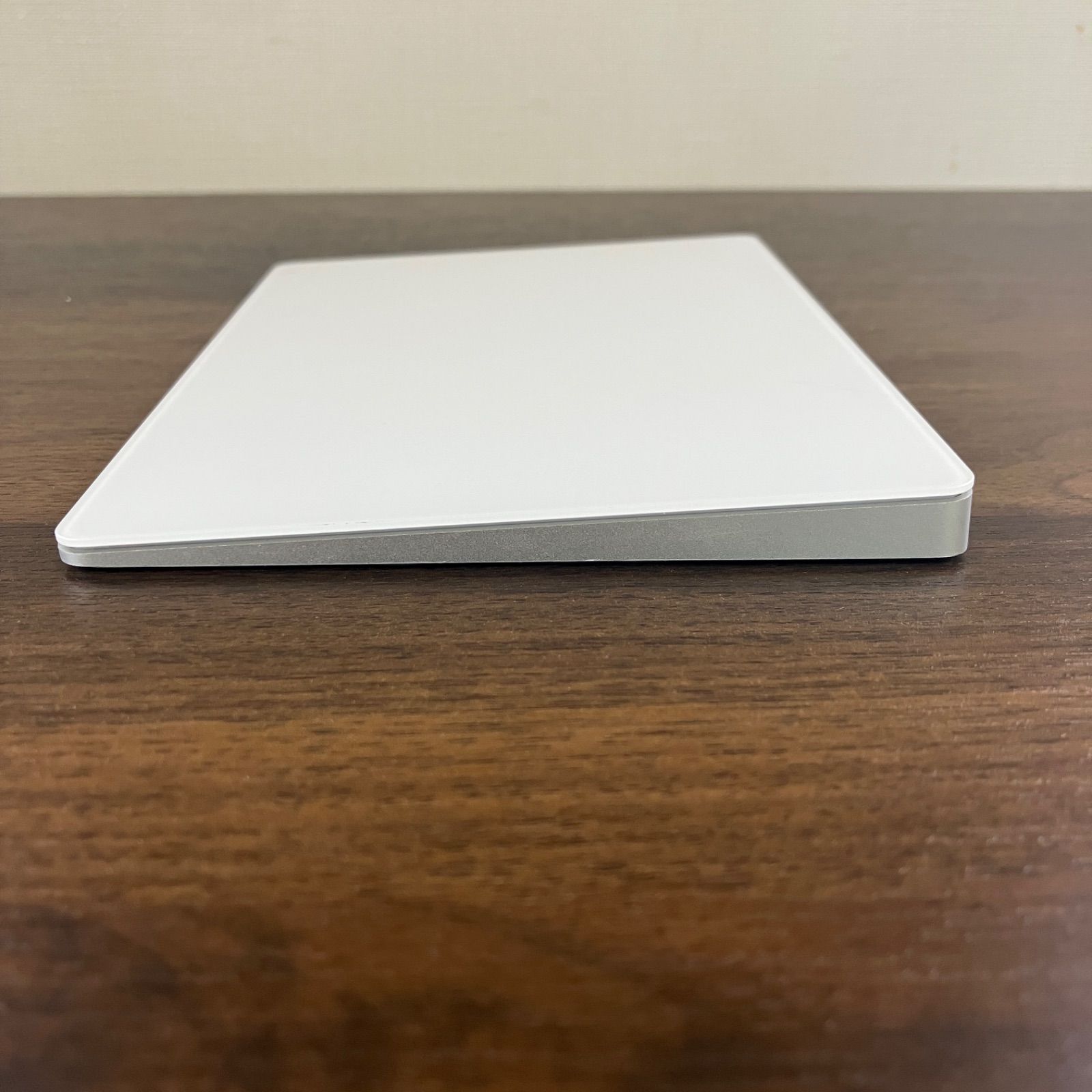 Apple Magic Trackpad 2 A1535 ホワイト 動作確認済 - メルカリ