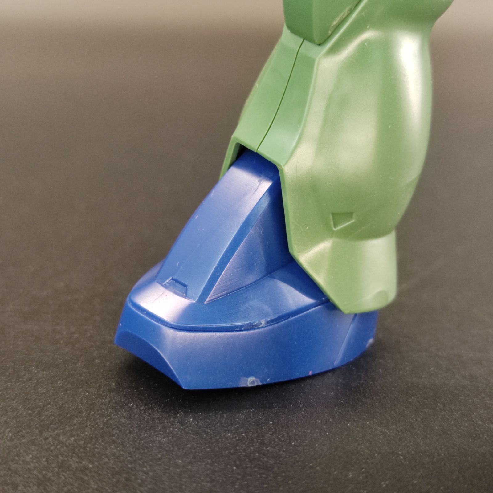 ガンプラ【中古品/汚れ】 HGUC 1/144 ザクI 完成品 組立済みMG HG