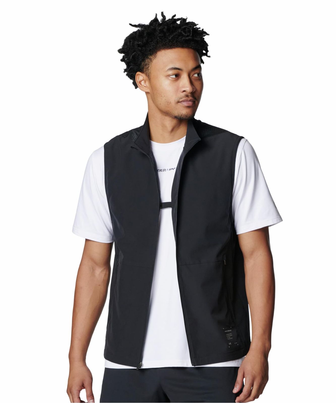 新品 [アンダーアーマー] UA LIGHTWEIGHT WOVEN VEST 6012568(001) ブラック XL
