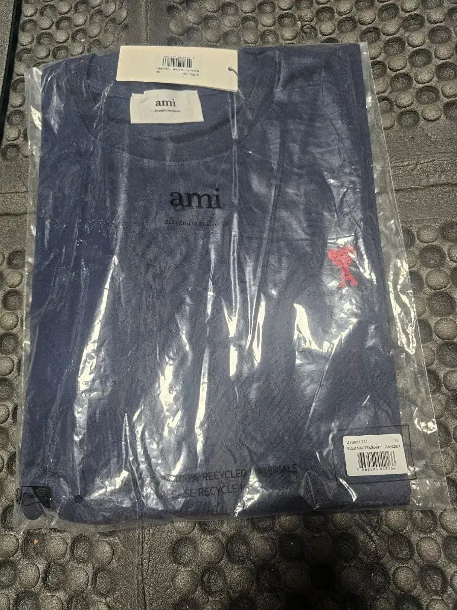 アミ スモール ロゴ 半袖 Tシャツ ネイビー XL