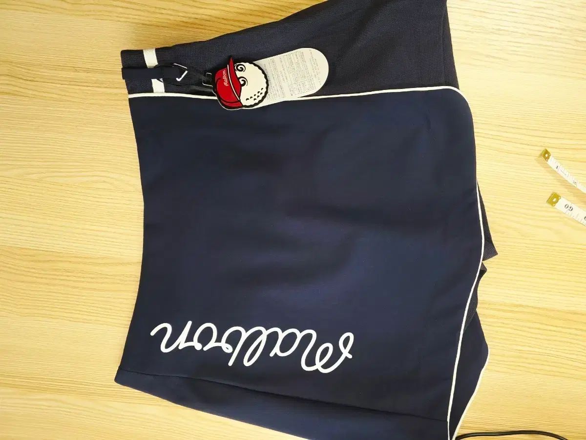 マルボンゴルフ ネイビー ハーフパンツ 新品