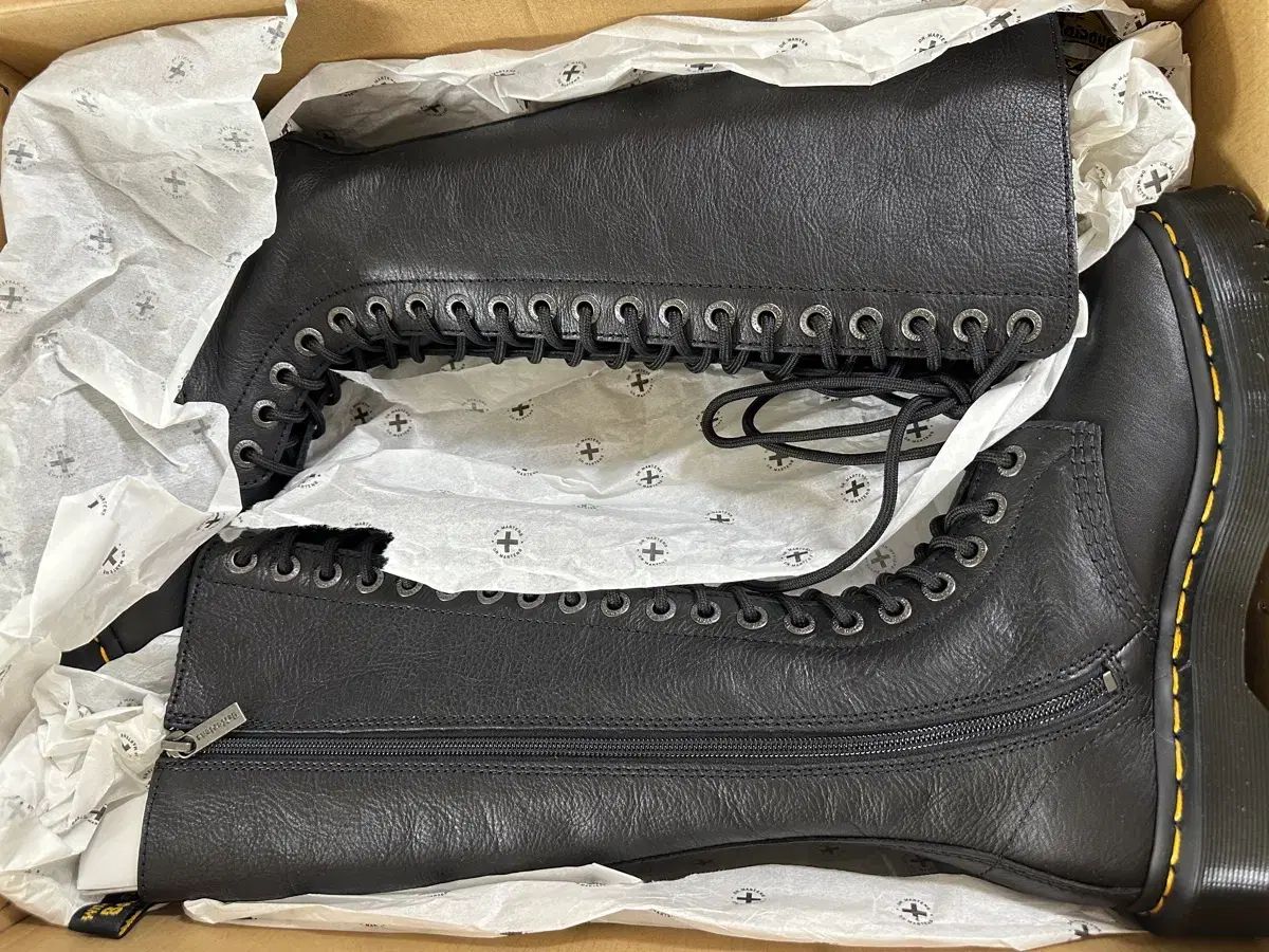 DR. MARTENS ドクターマーチン 20ホール ロングブーツ ブラック 230mm uk4
