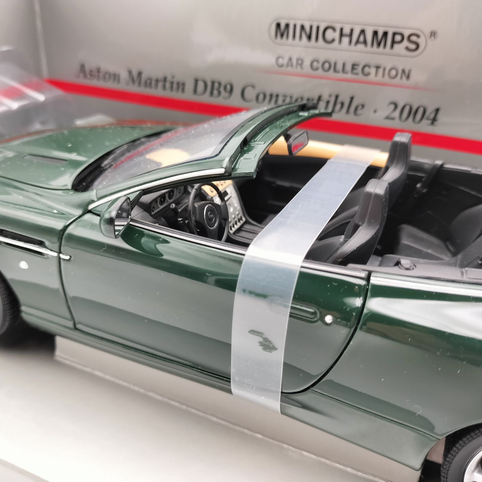 Minichamps】ミニチャンプス 1/18 アストンマーティン DB9