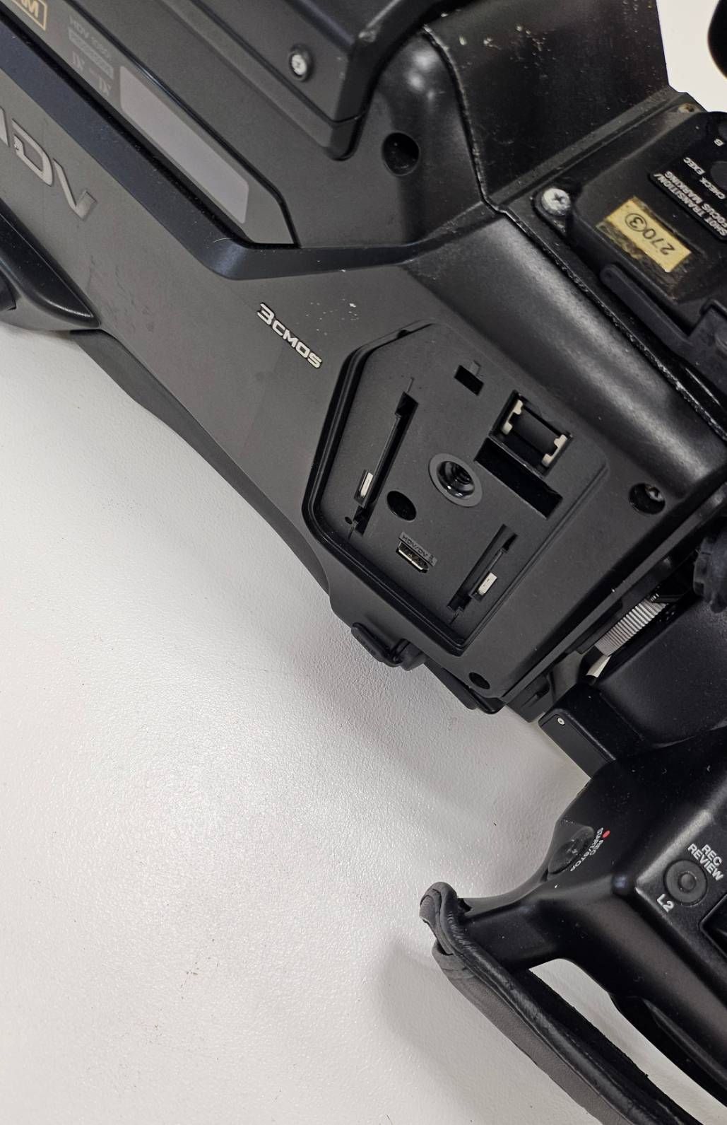 SONY 業務用ビデオカメラ本体HDV 1080i（ケース付） ジャンク - メルカリ