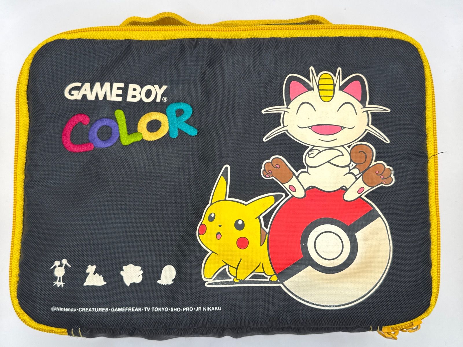 ゲームボーイカラー ポケモン キャリングケース ピカチュウ ニャース 任天堂