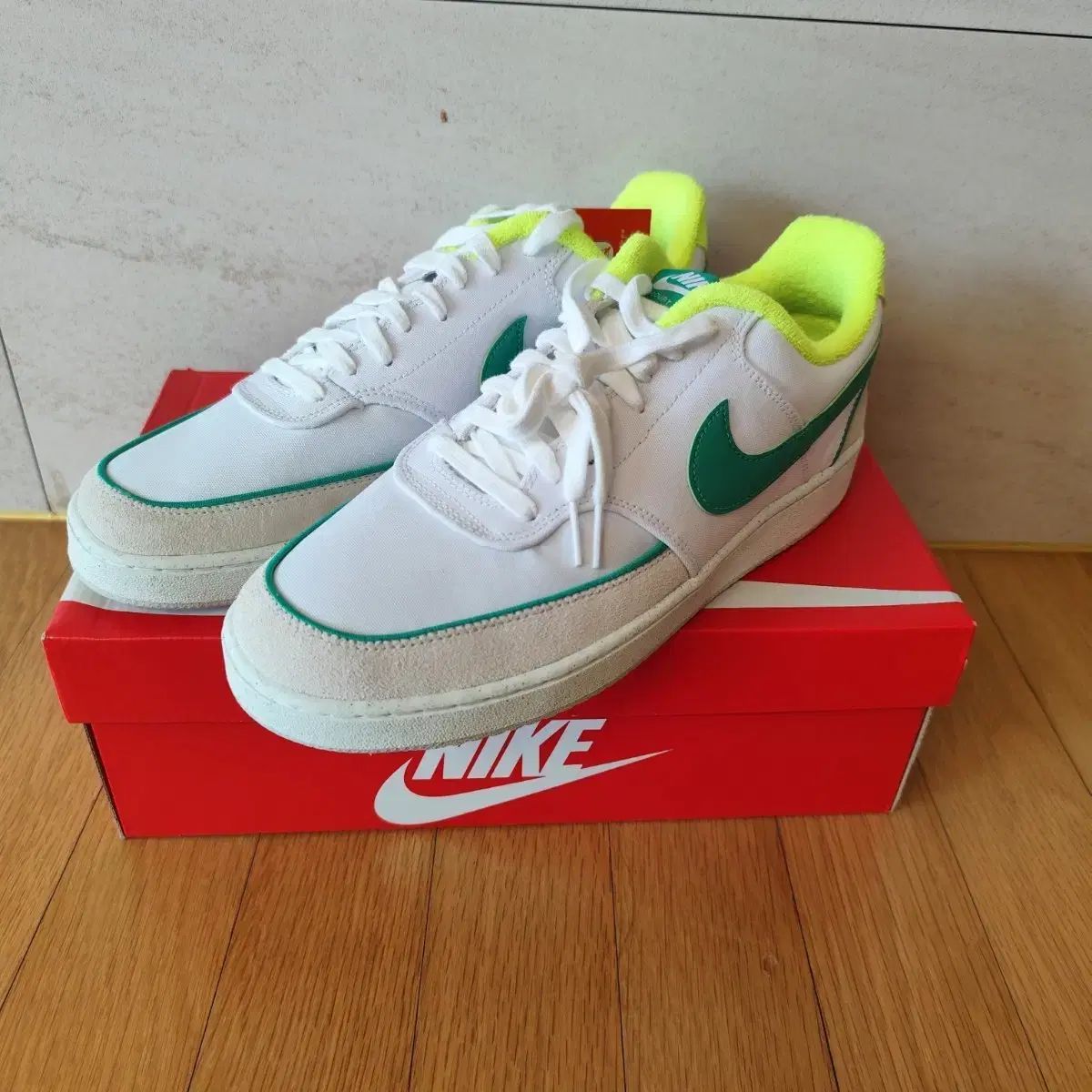 (W290/M285) NIKE ナイキ コート ビジョン ロー 白/緑 新品