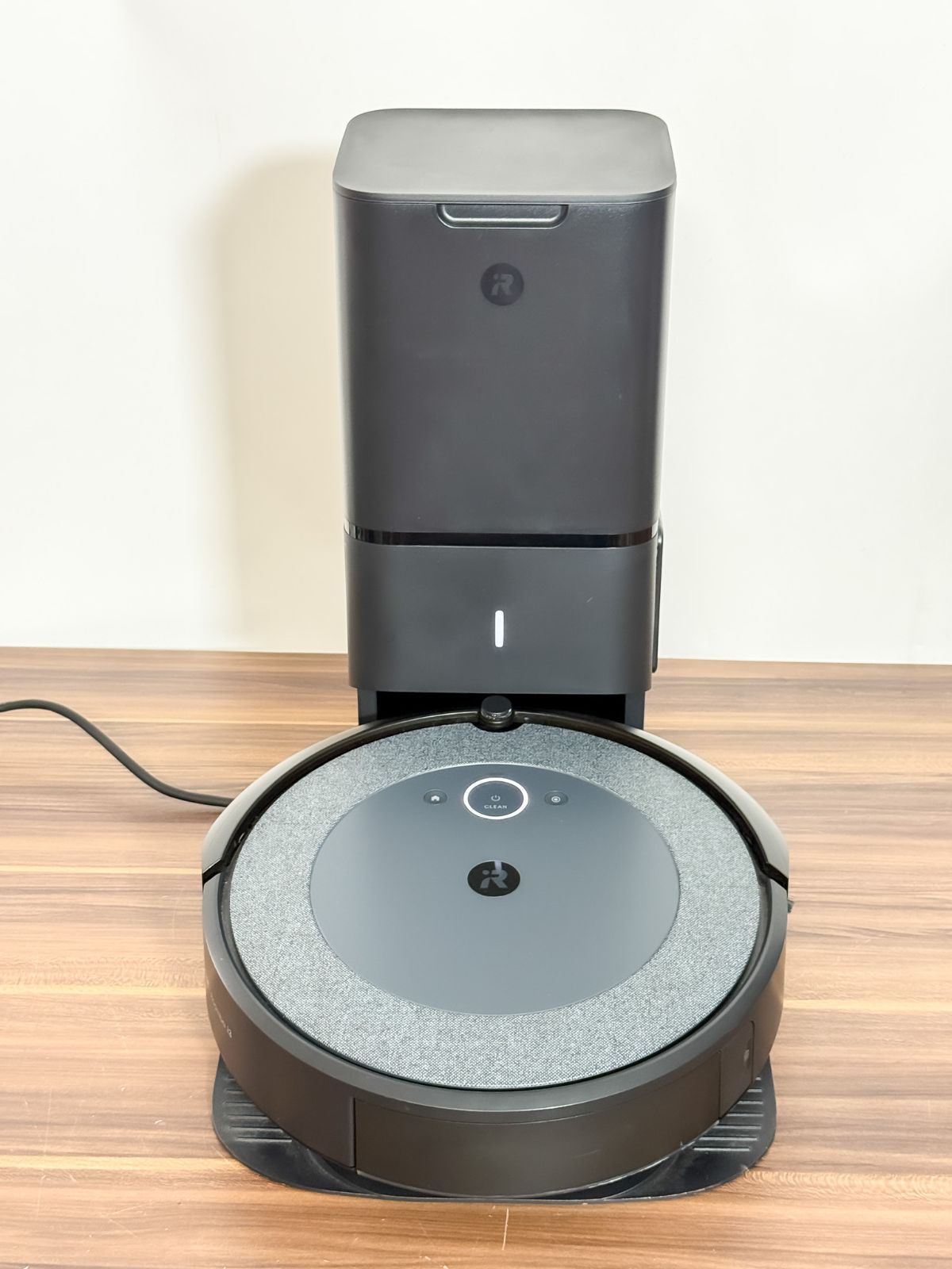 ロボット掃除機 ルンバ i3＋ クリーンベース（自動ゴミ収集機） iRobot ルンバ i3+ クリーンベース付 自動ゴミ収集 ロボット掃除機
