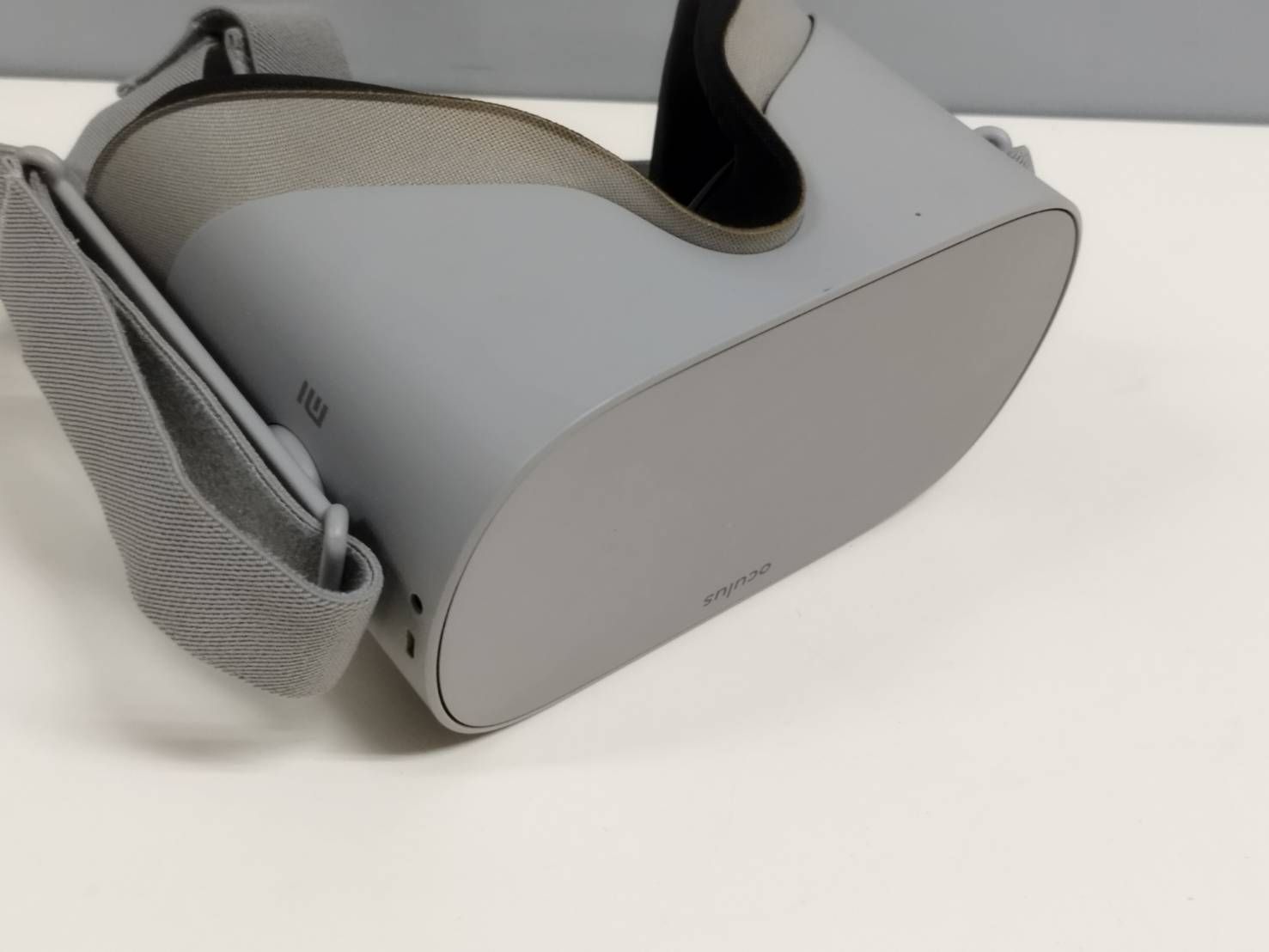 Oculus Go VRヘッドセット/MH-A32/32GB (1) - メルカリ
