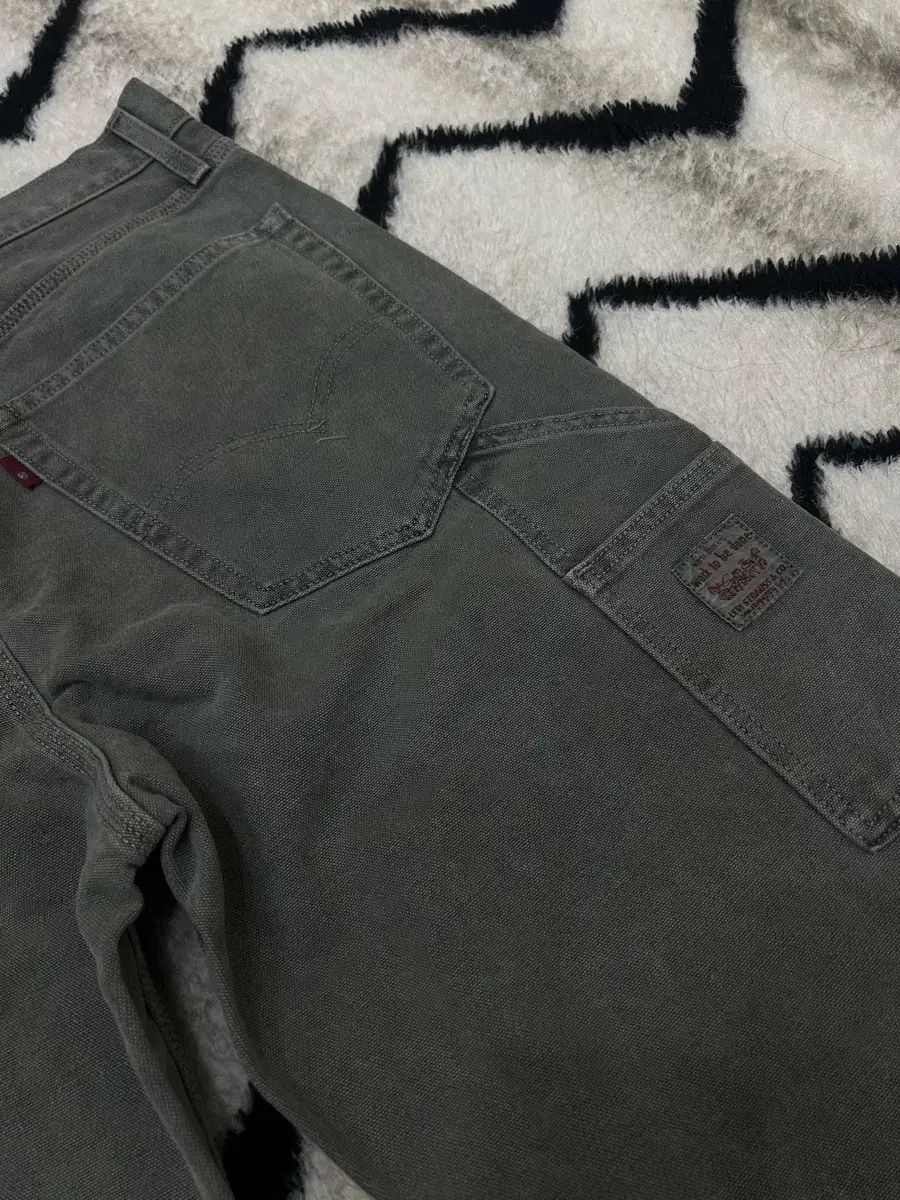 30 リヴァイ 568 STAY ルーズ カーペンター デニムパンツ/ライトカーキ 8,954円