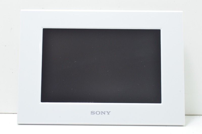 送料無料】 ソニー SONY S-Frame DPF-C70A 7型 デジタルフォトフレーム