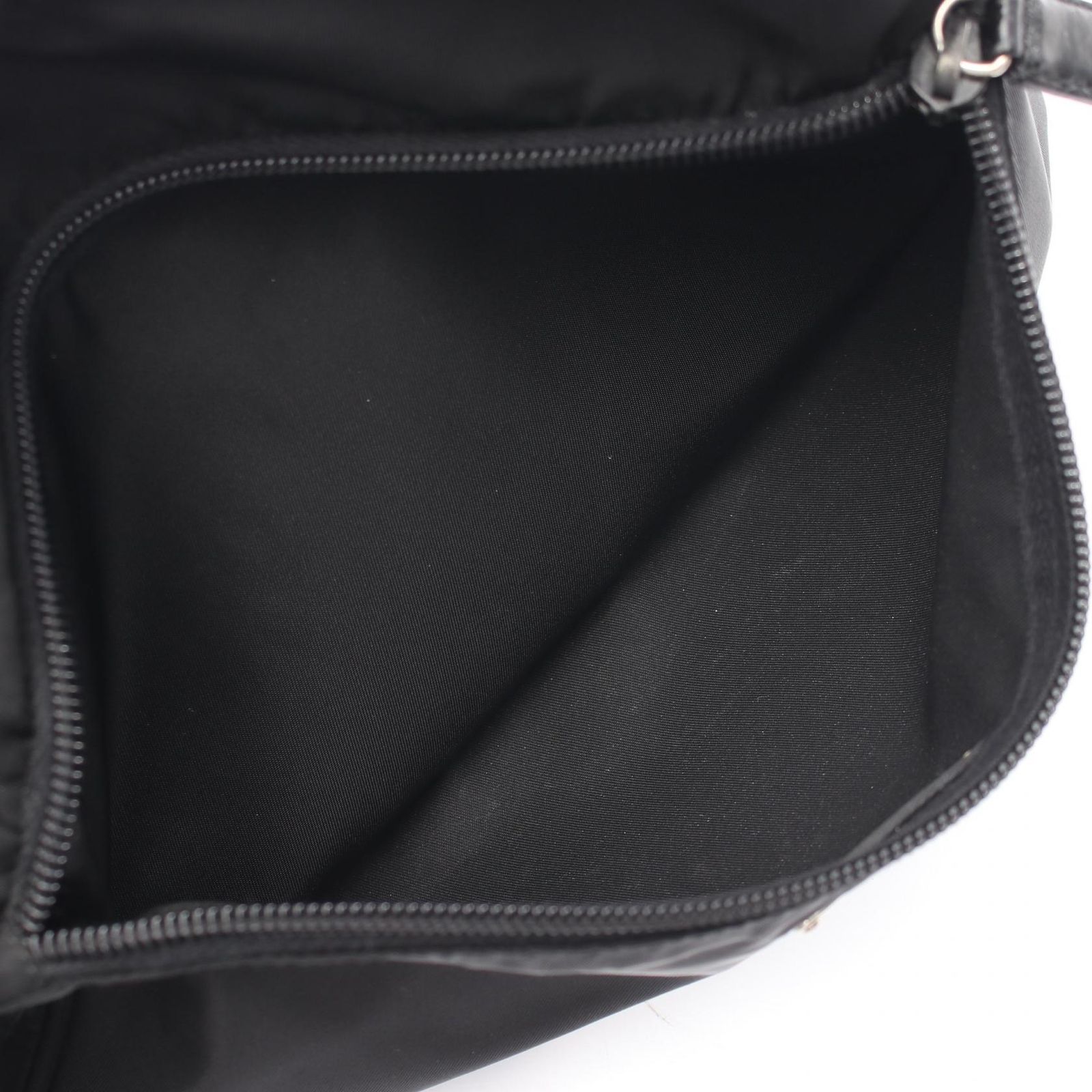 PRADA プラダ VELA SPORT ショルダーバッグ - メルカリ