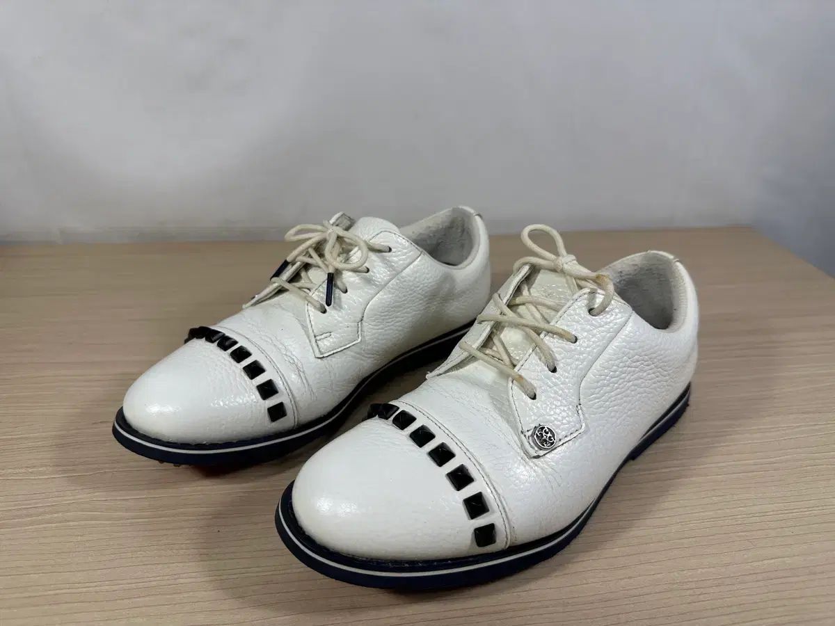 G/FORE イエロー グレー スニーカー G/FORE イエロー グレー
