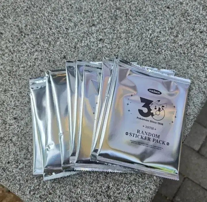 ポケットモンスター 30周年 ステッカー 未開封 10パック