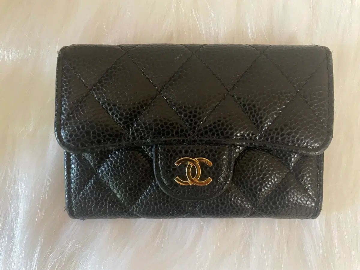 中古ブラックカードウォレット