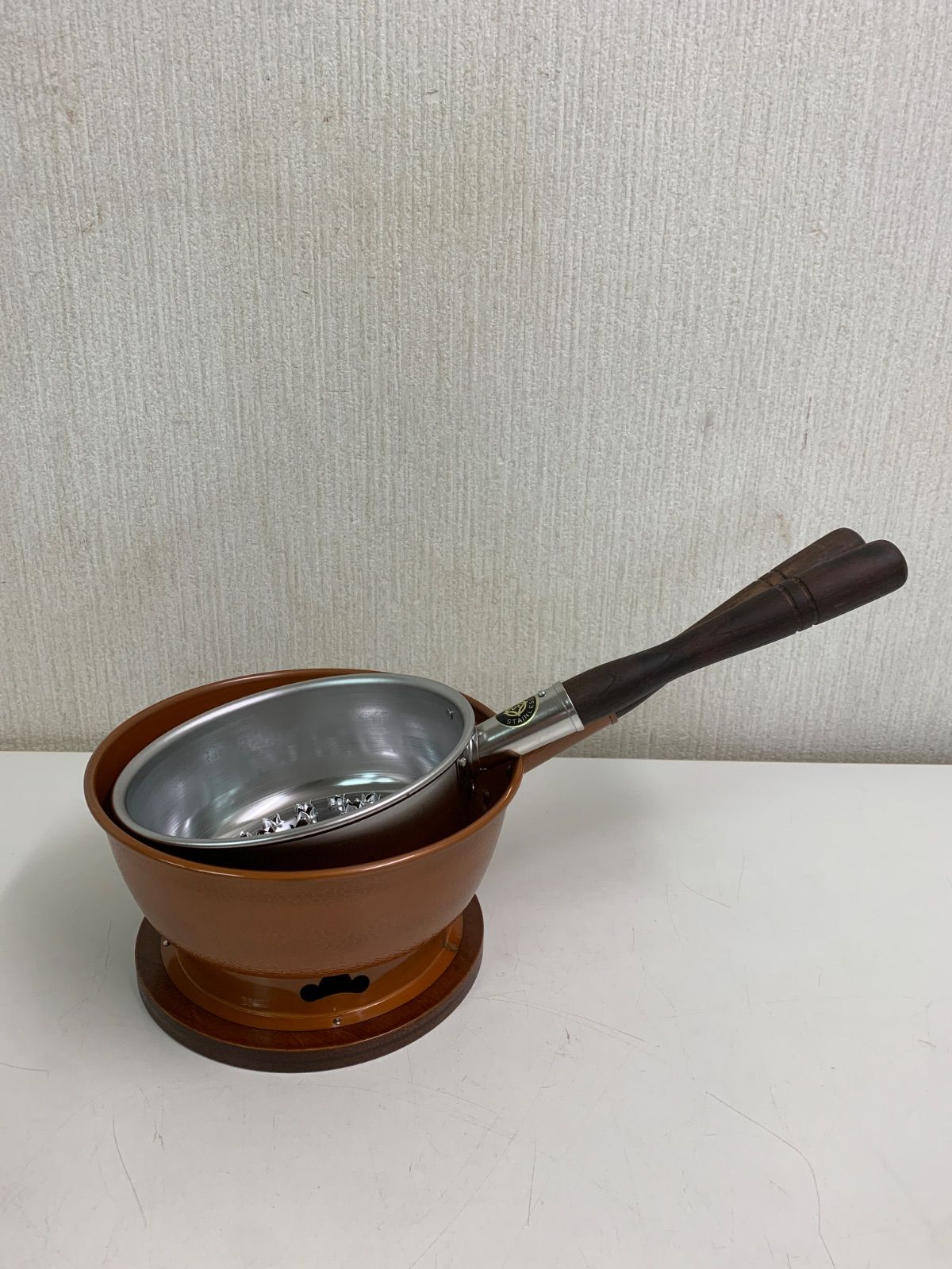 【フォロー割対象商品】未使用品！　茶道具 水屋道具　炭道具　台付十能セット　銅製　火起こし 丸型