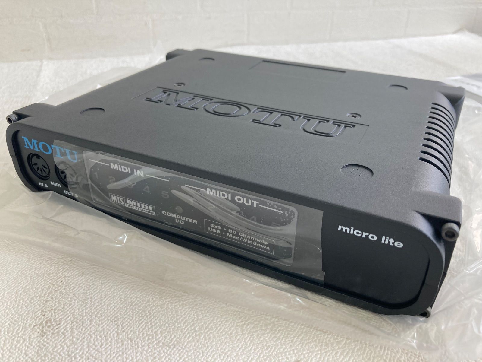 ☆Y53 MOTU micro lite MIDI インターフェイス 5×5 USB bus-powered