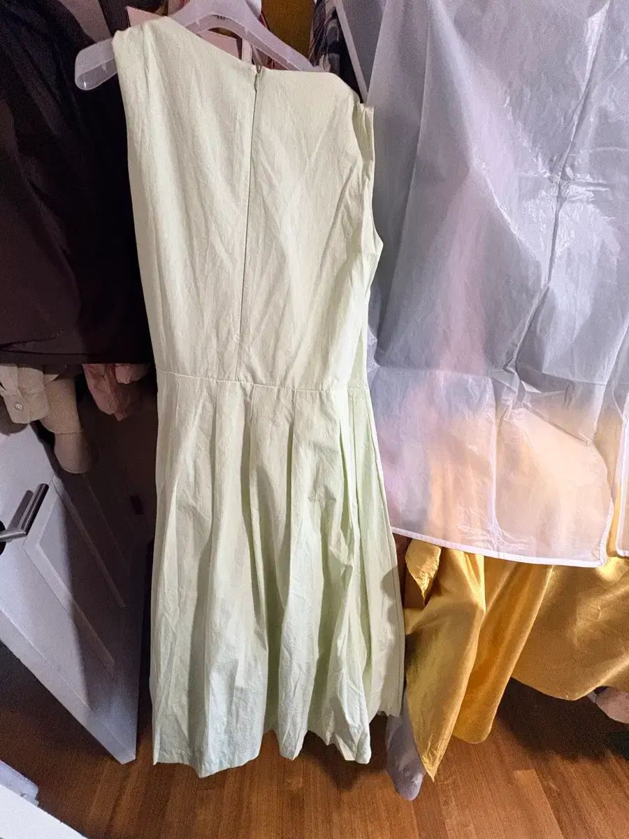 新商品 ノースリーブ 夏 ロング丈ワンピース