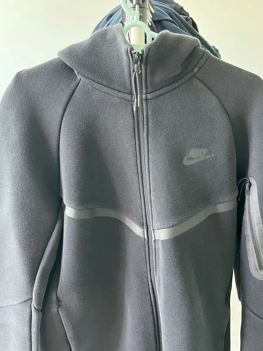 ナイキ テックパック セットアップ 出品