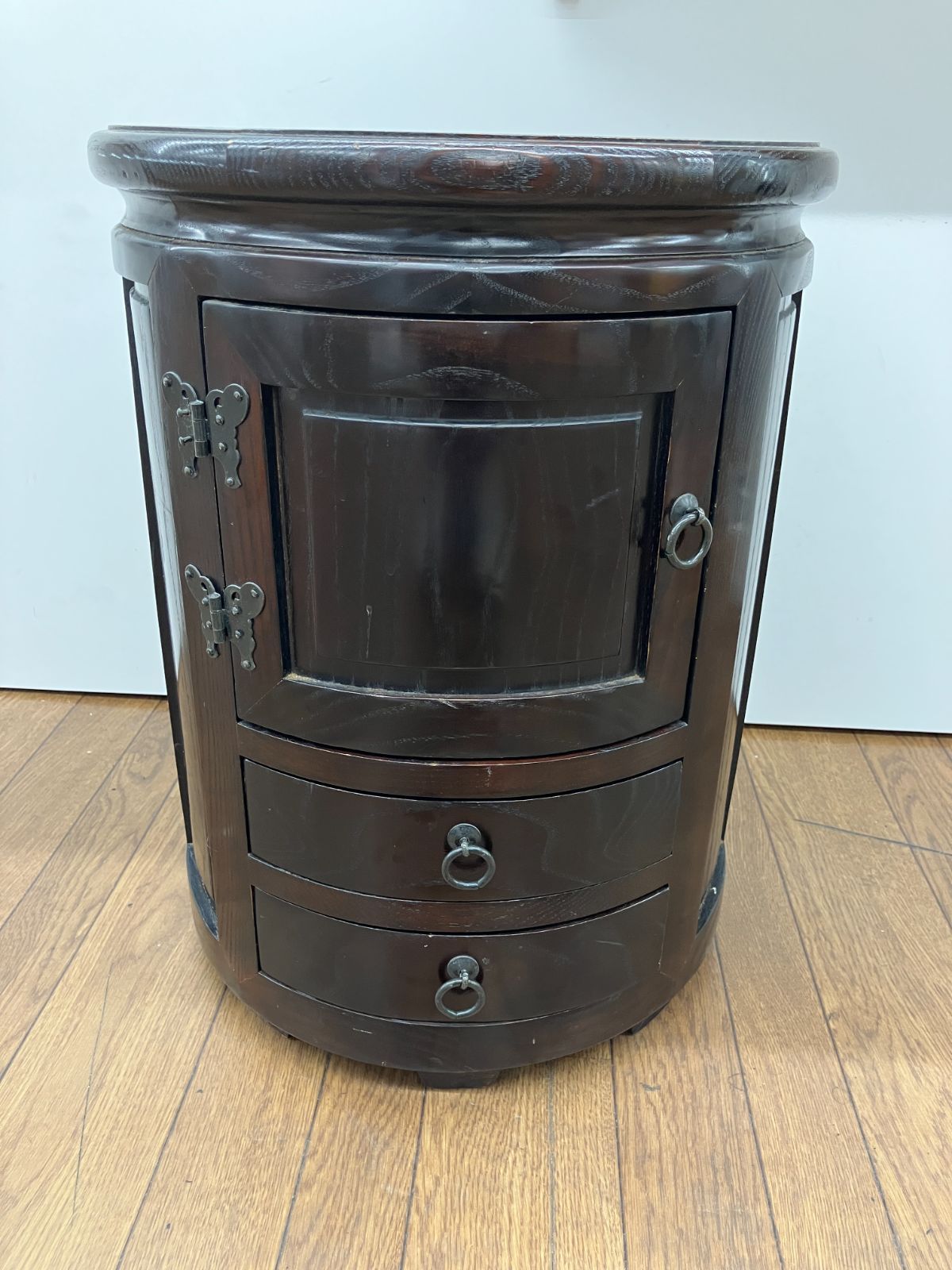 李朝家具　韓国伝統家具　収納付き丸型スツール 欅 モリジャン　(A5-93)　T