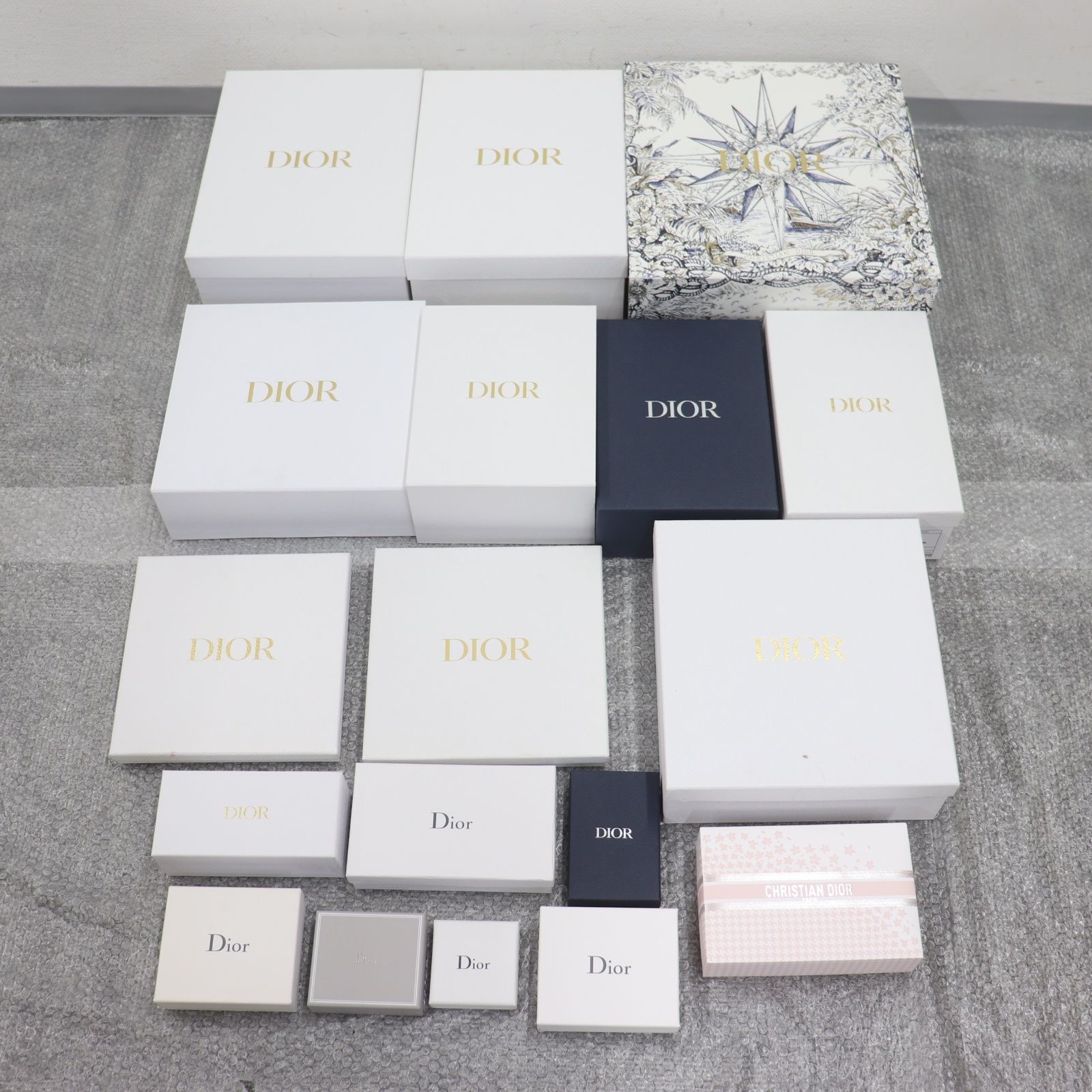 ITZP9A9RNEAS Dior ディオール BOX 空き箱 ショッパー 純正 紙袋 保存