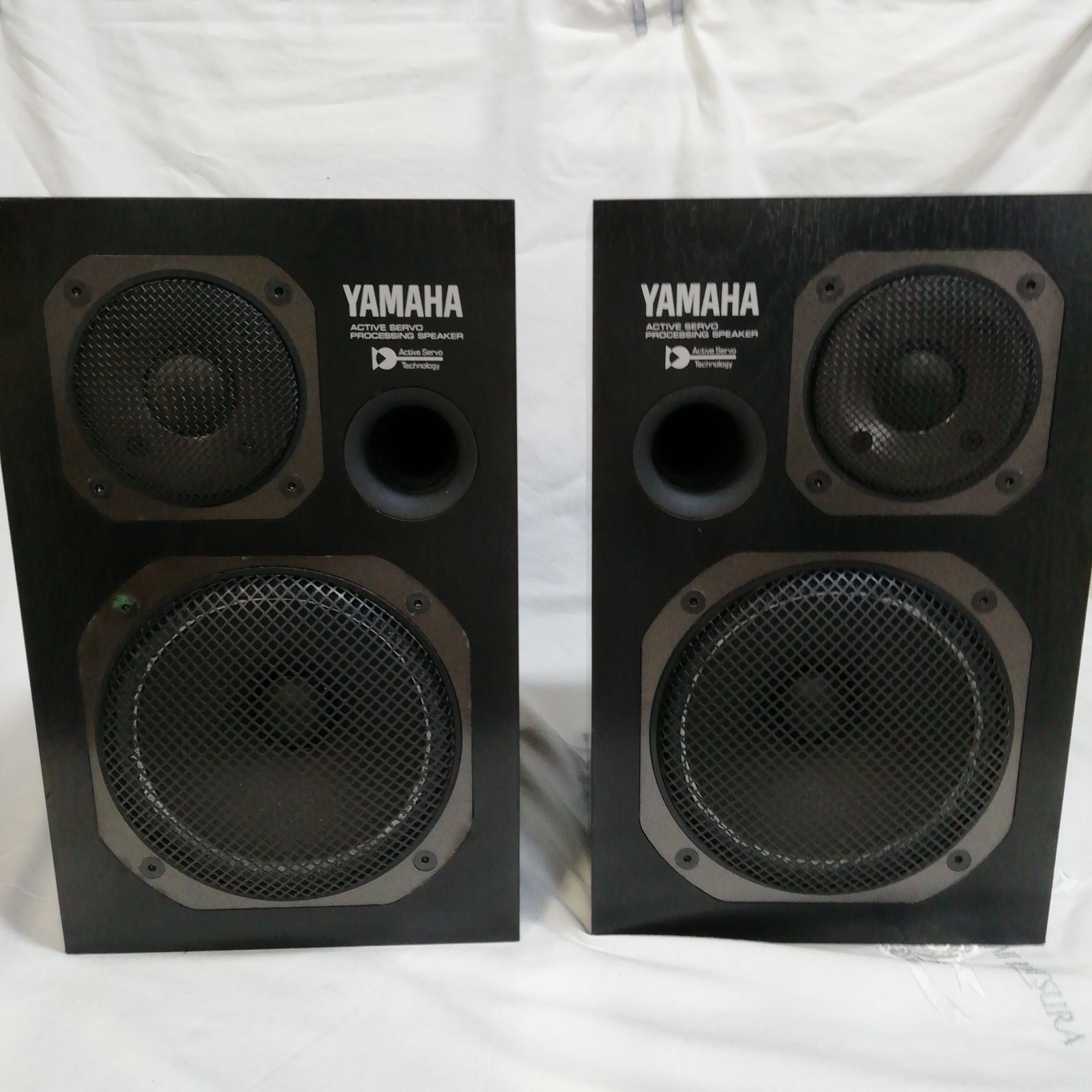 ジャンク品】 YAMAHA ヤマハ AST-S1 スピーカーペア! 天面キズあり ジャンク品】 YAMAHA ヤマハ AST-S1 スピーカーペア! 天面キズあり