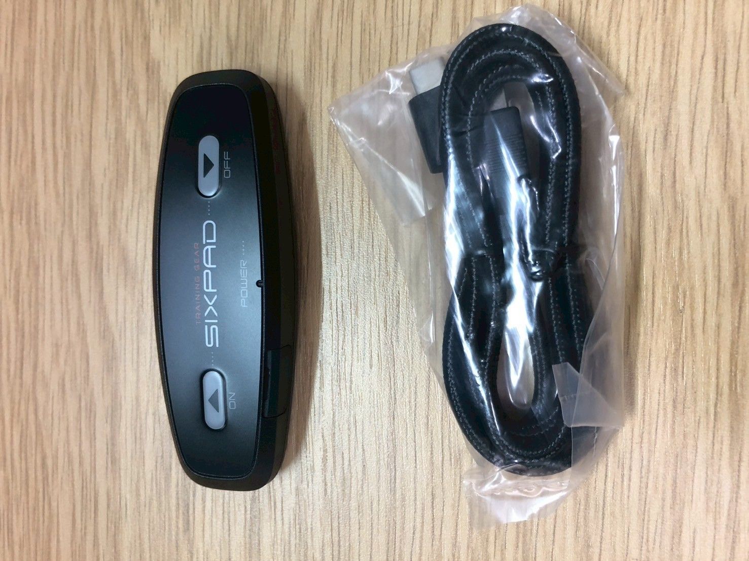 美品】SIXPAD パワースーツ ライト アブズ Powersuit Lite Abs 