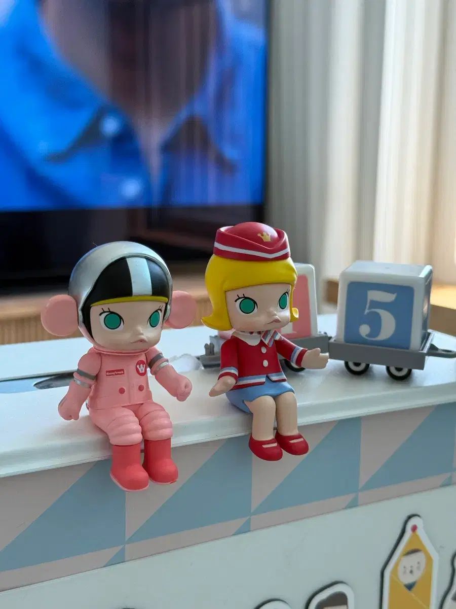 MOLLYハッピートレイン_スペースMOLLY + スチュワーデスMOLLYセット（カード/黒鉄のミステリートレイン含む）