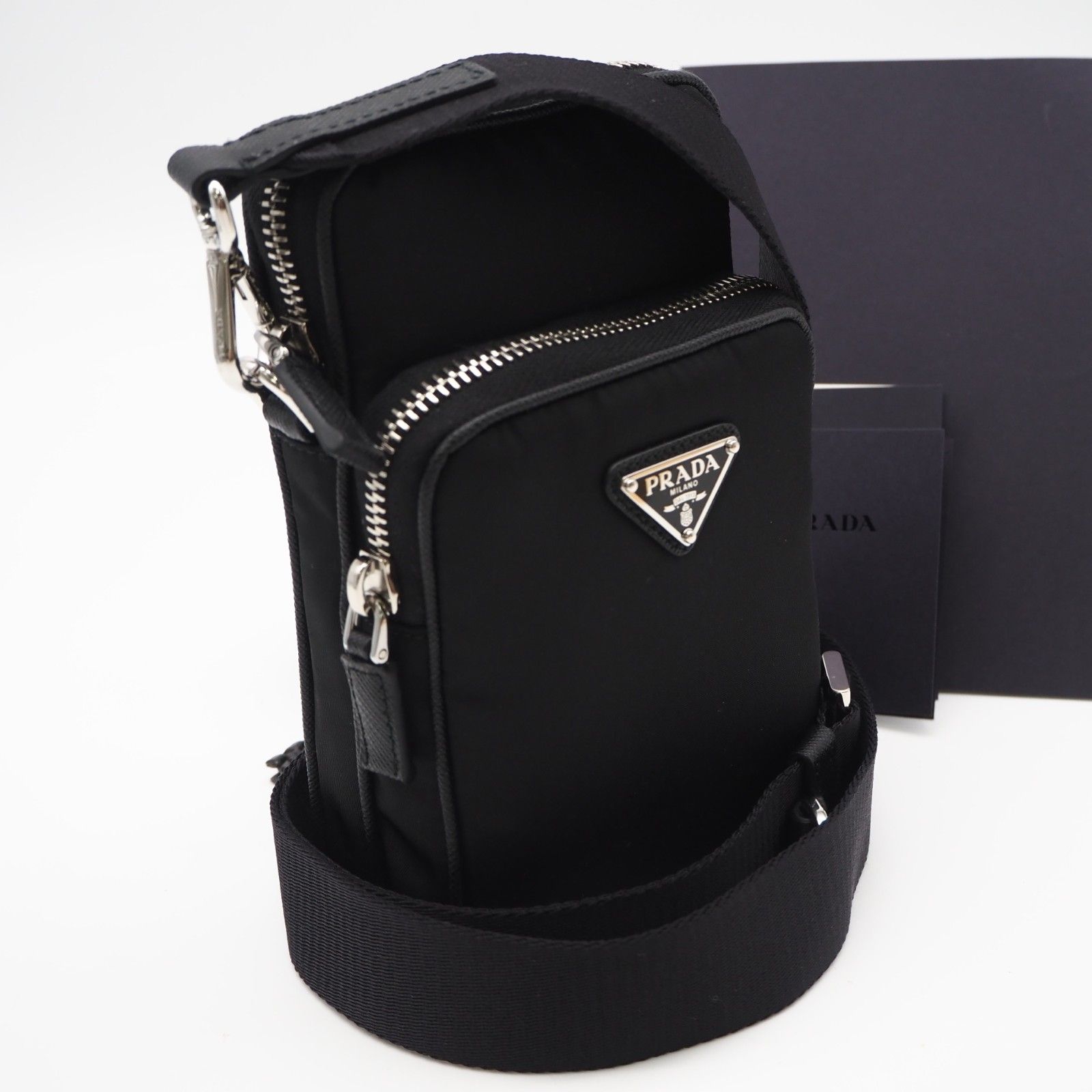 ★3日以内返品可★ 極美品 PRADA プラダ ナイロン トライアングルロゴ ショルダーバッグ 2ZT066 2DMH ショルダーバッグ ブラック ナイロン サフィアーノ メンズ