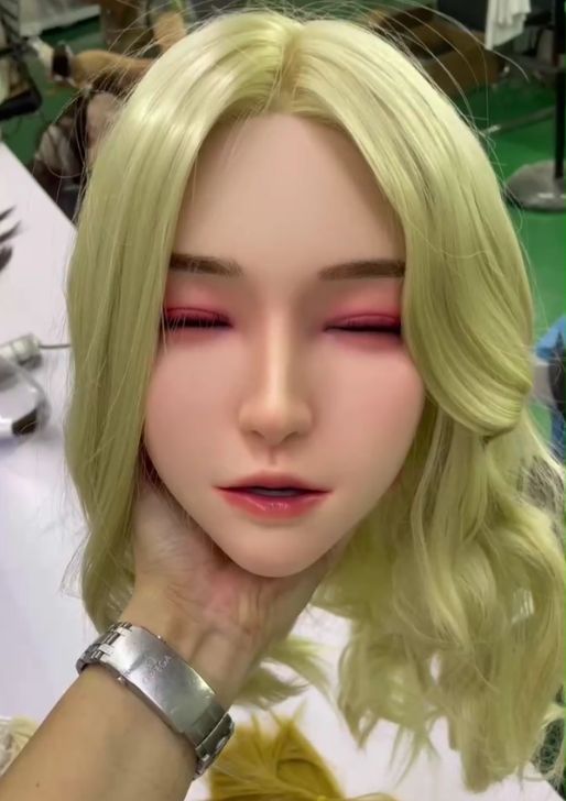 高級品ソフトシリコン ヘッドリアルガール 植毛リアル口腔 舌歯　口は手で開け　目が閉じたまま　 M16 等身大ドール撮影　 鑑賞用 水洗い可能　マネキンパーツ　リアルドール