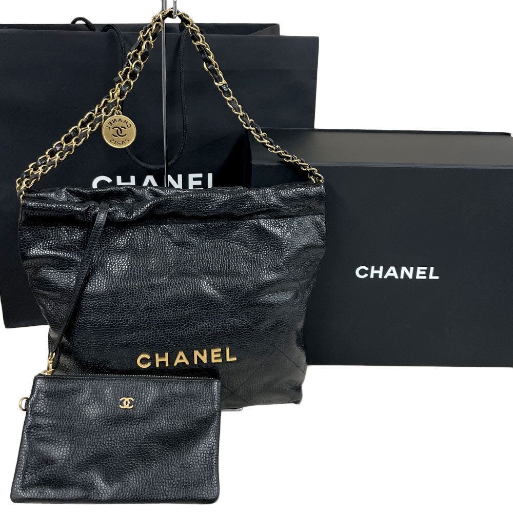 美品　CHANEL チェーン付きフィギュア&パラパラ漫画　新品未使用　非売品 中古・美品】CHANEL/シャネル チェーンワンショルダーバッグ CHANEL22