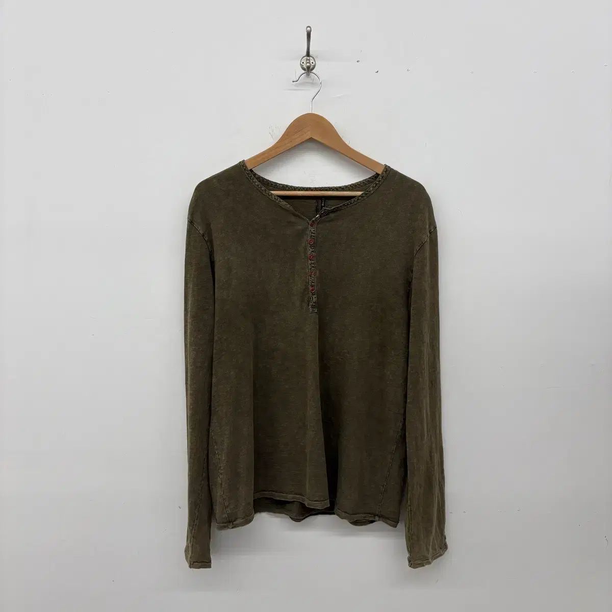 ヴィンテージ ヘンリーネック 長袖 Tシャツ カーキ メンズL