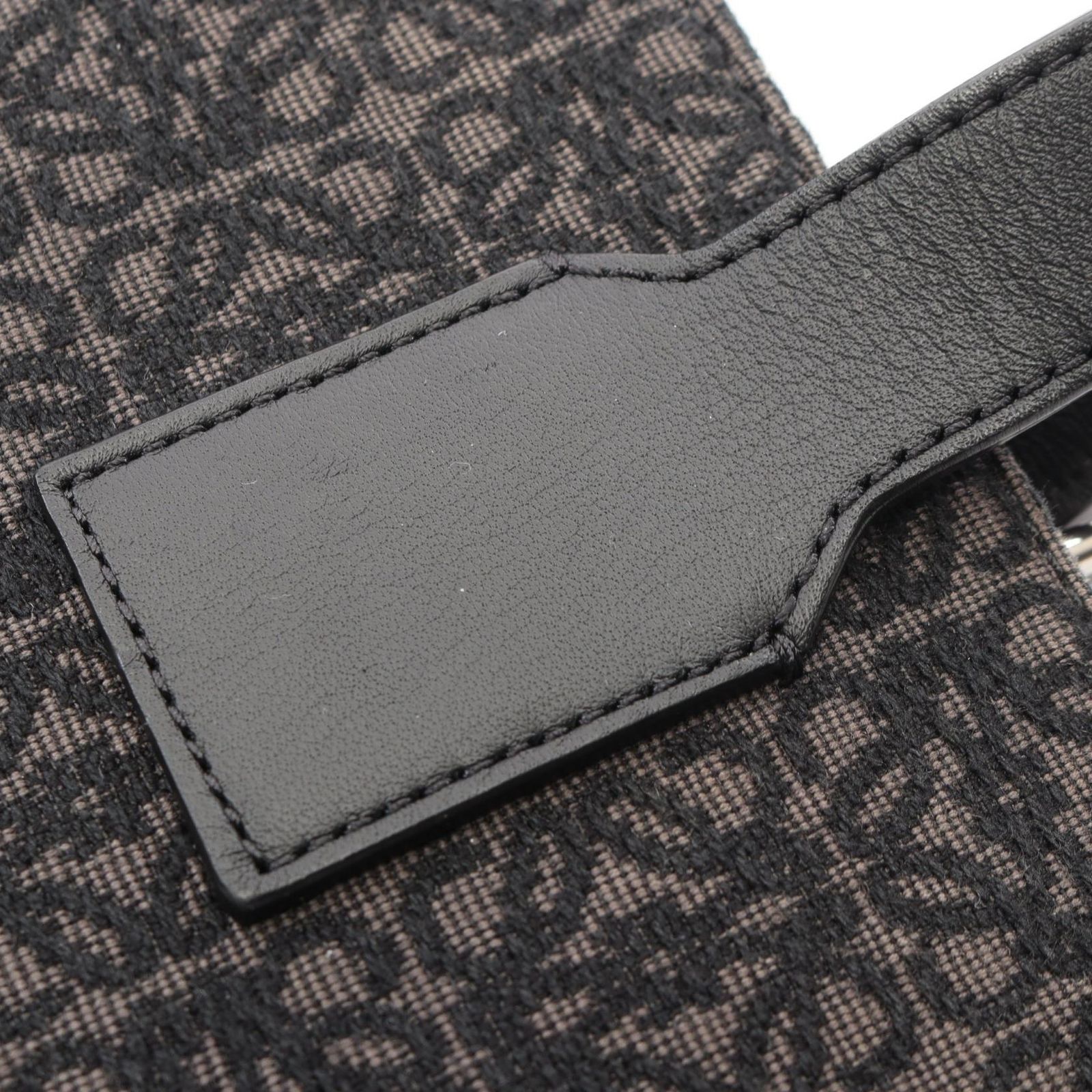 【専用】LOEWEロエベ　バックルホリゾンタル　トートバッグ　アナグラム ロエベ LOEWE トートバッグ バックルホリゾンタル アナグラム ブラック