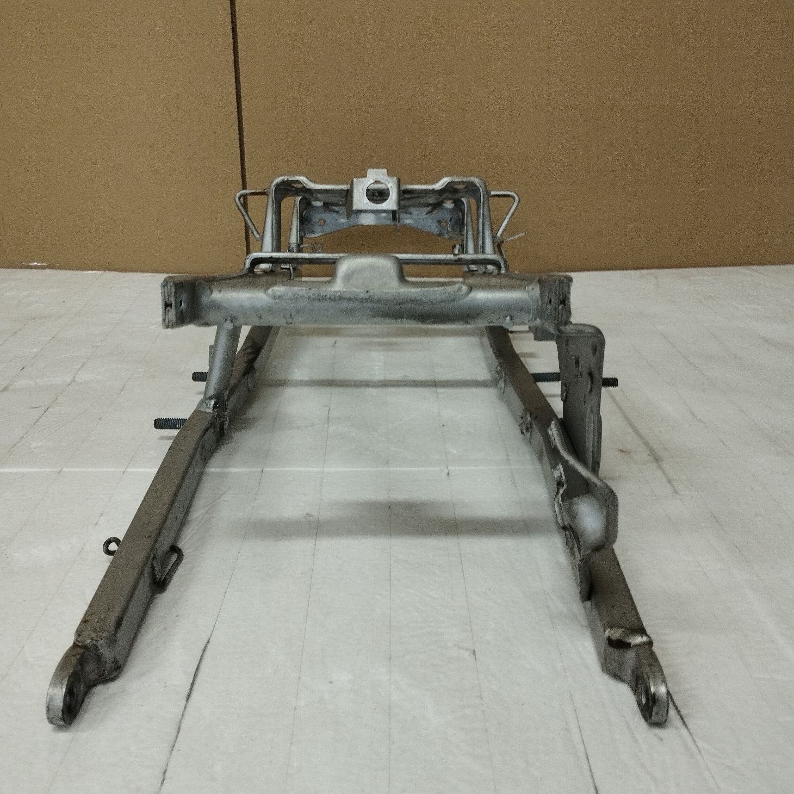 RVF400 NC35 後期型 - D11858RVF400 純正シートレール メルカリ 純正