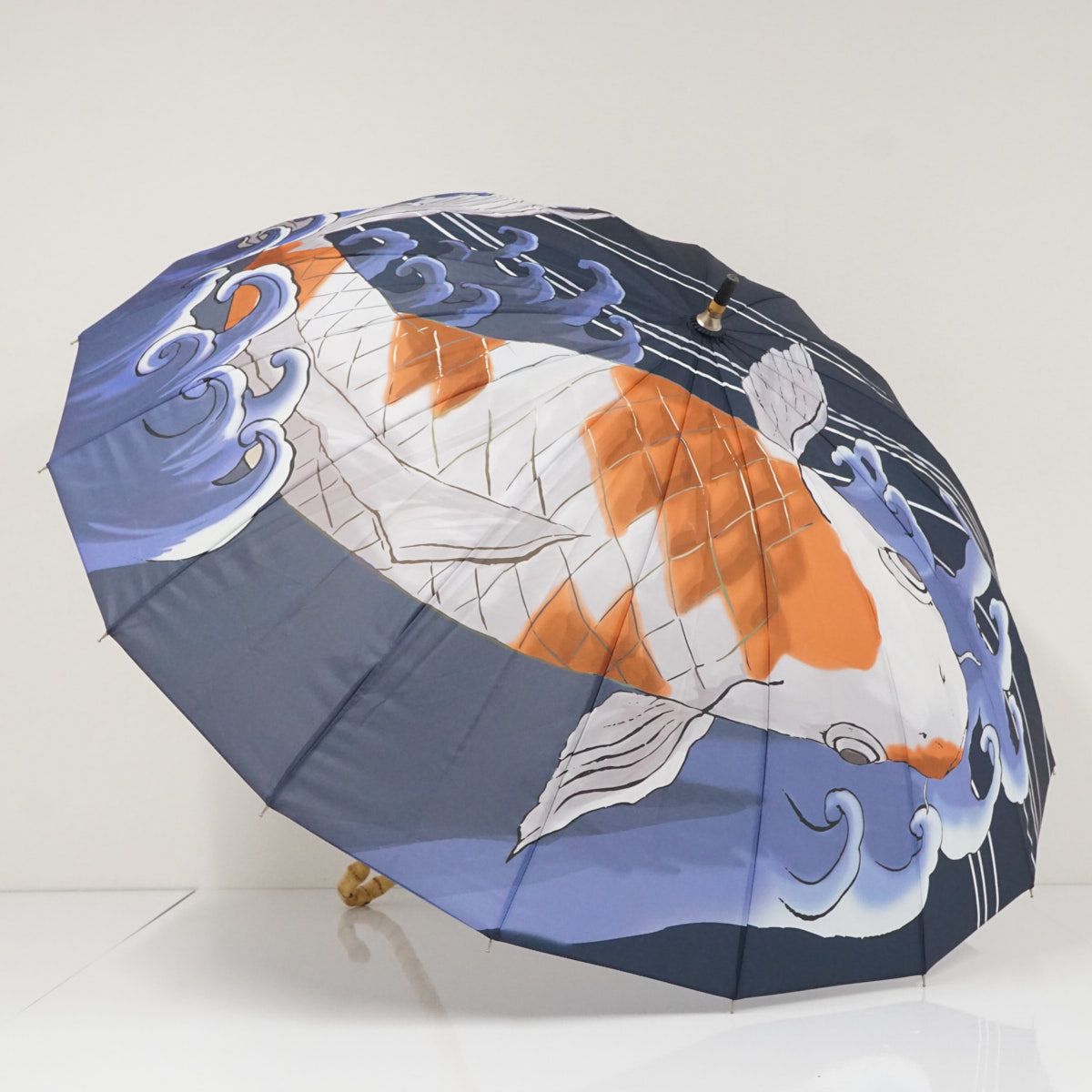 16本骨傘 HOKUSAI GRAPHIC 北斎グラフィック USED美品 鯉の滝登り 錦