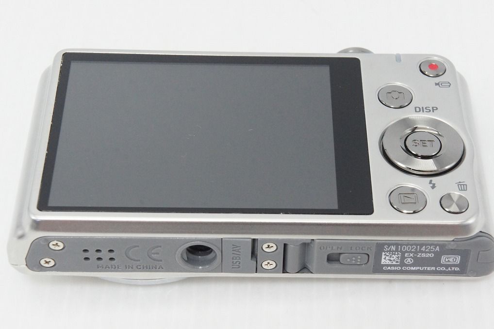 美品 CASIO カシオ EXILIM EX-ZS20 コンパクトデジタルカメラ シルバー