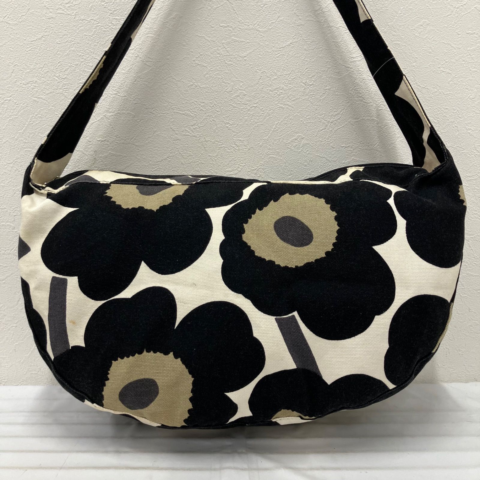 3175 Marimekko マリメッコ ショルダーバッグ Unikko ウニッコ 