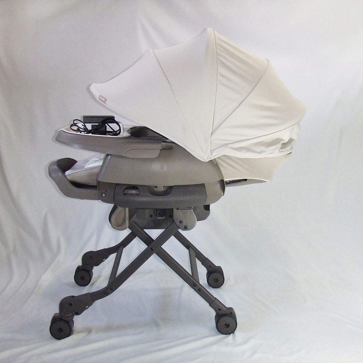 お得っ！厳選中古】美品 電動 ハイローチェア Combi コンビ ネムリラ 
