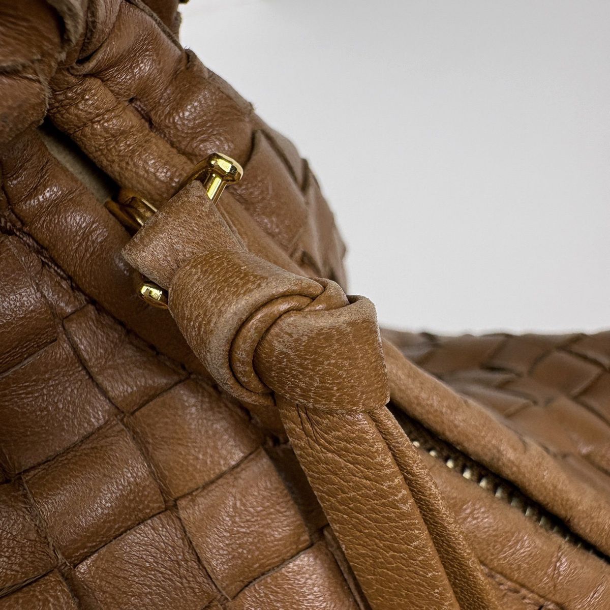 ボッテガヴェネタ BOTTEGAVENETA イントレチャート ショルダーバッグ